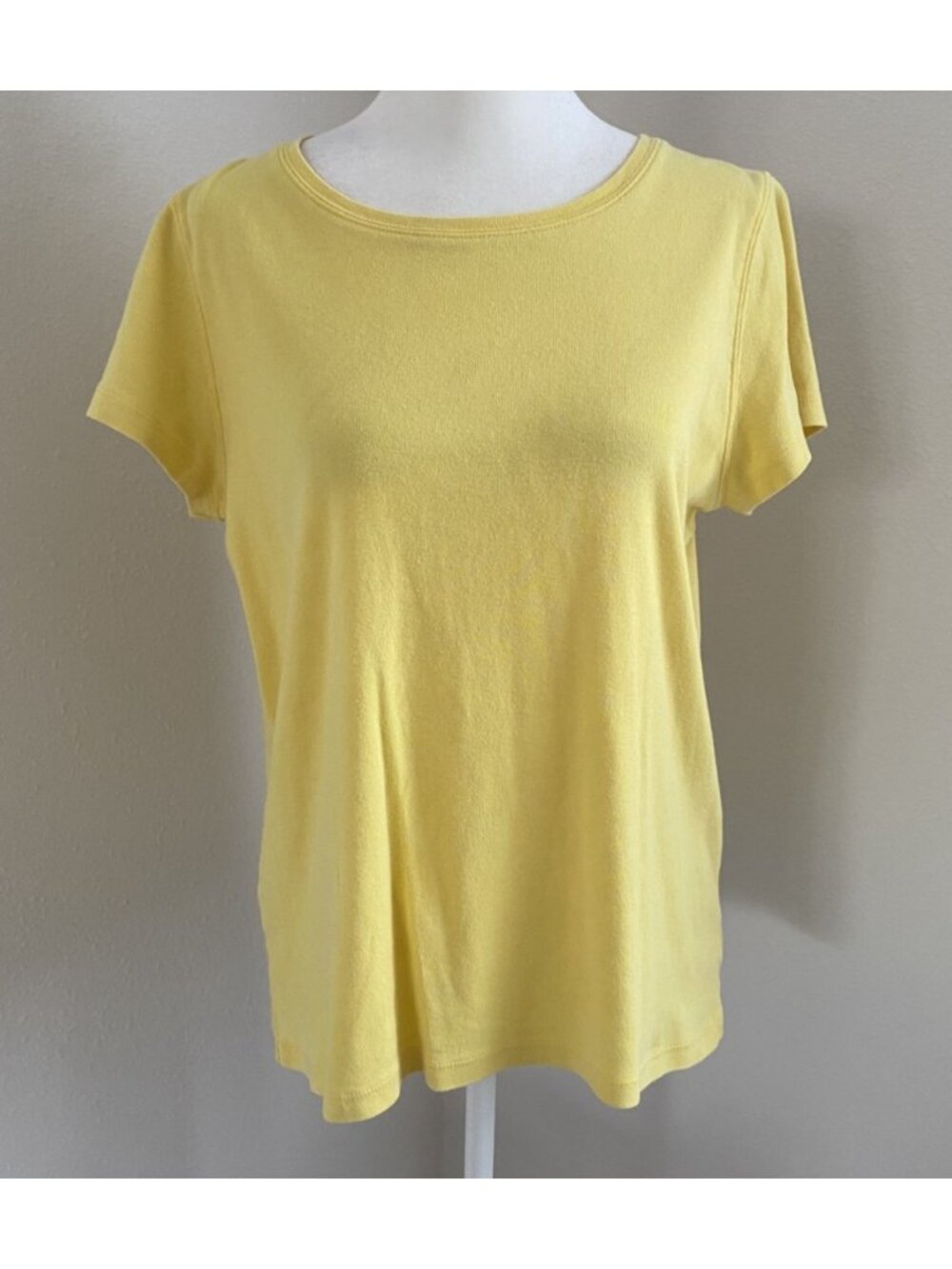 St Johns Bay Women's Medium Yellow Cotton Casual Short Sleeve Top Tee - Picture 1 of 5